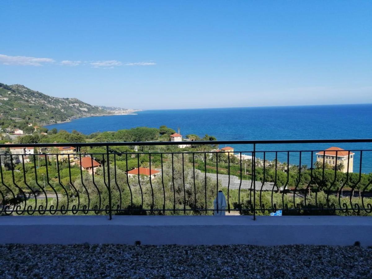 Agriturismo Un Mare Di Fiori Ventimiglia Zewnętrze zdjęcie