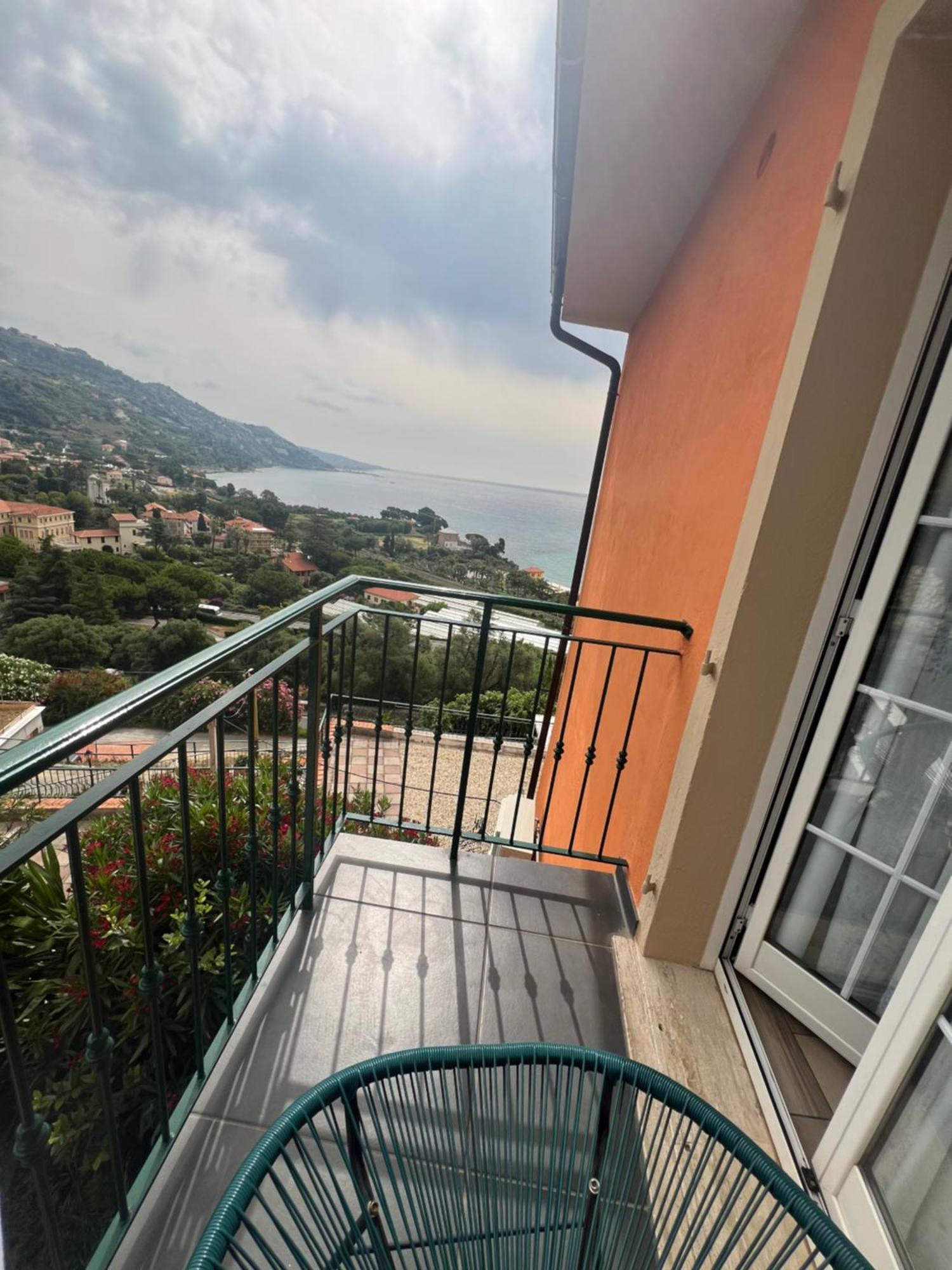 Agriturismo Un Mare Di Fiori Ventimiglia Zewnętrze zdjęcie
