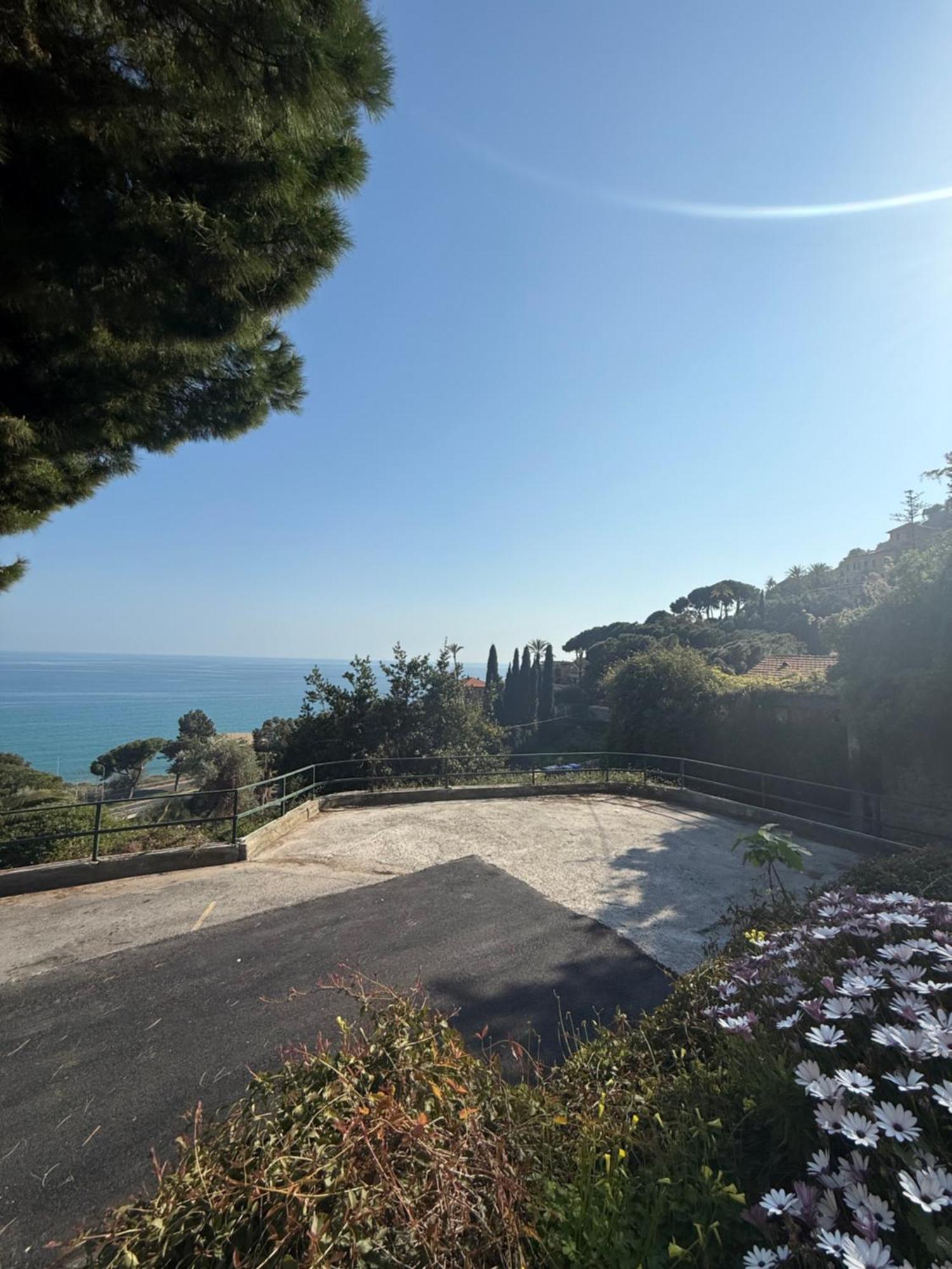 Agriturismo Un Mare Di Fiori Ventimiglia Zewnętrze zdjęcie