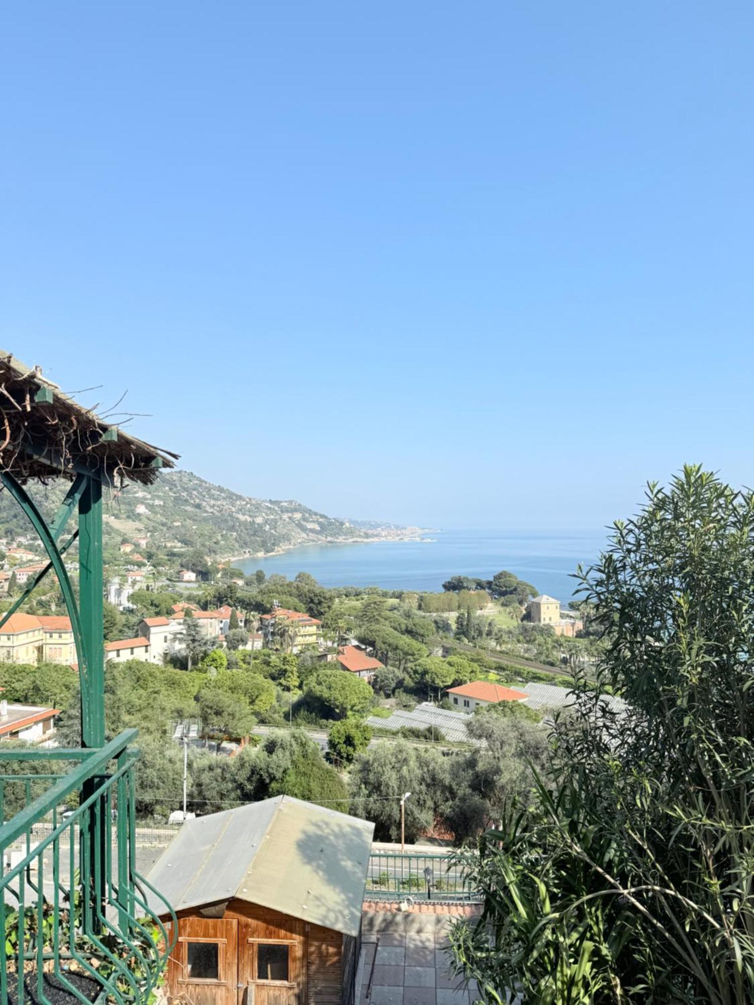 Agriturismo Un Mare Di Fiori Ventimiglia Zewnętrze zdjęcie