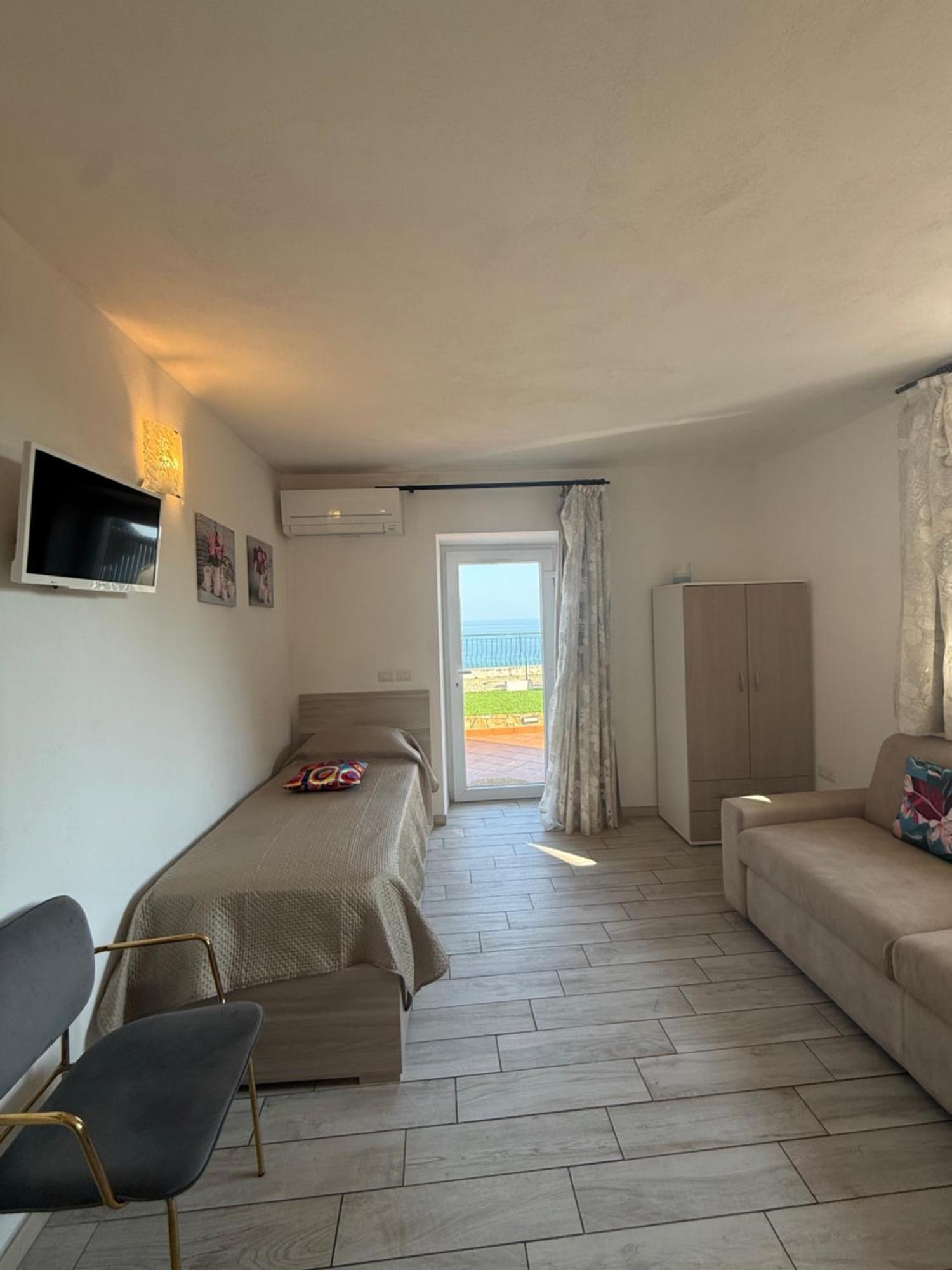 Agriturismo Un Mare Di Fiori Ventimiglia Zewnętrze zdjęcie