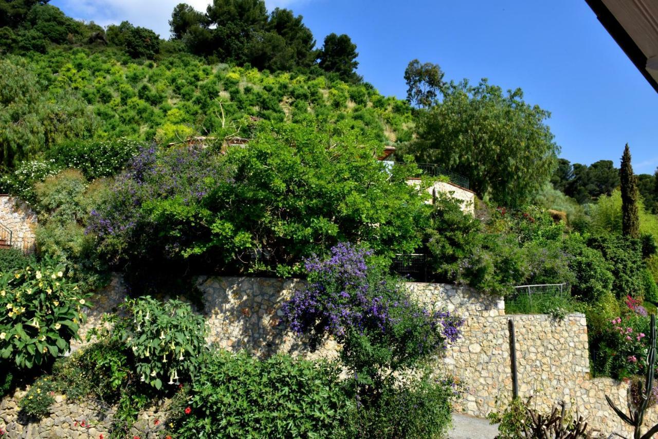 Agriturismo Un Mare Di Fiori Ventimiglia Zewnętrze zdjęcie